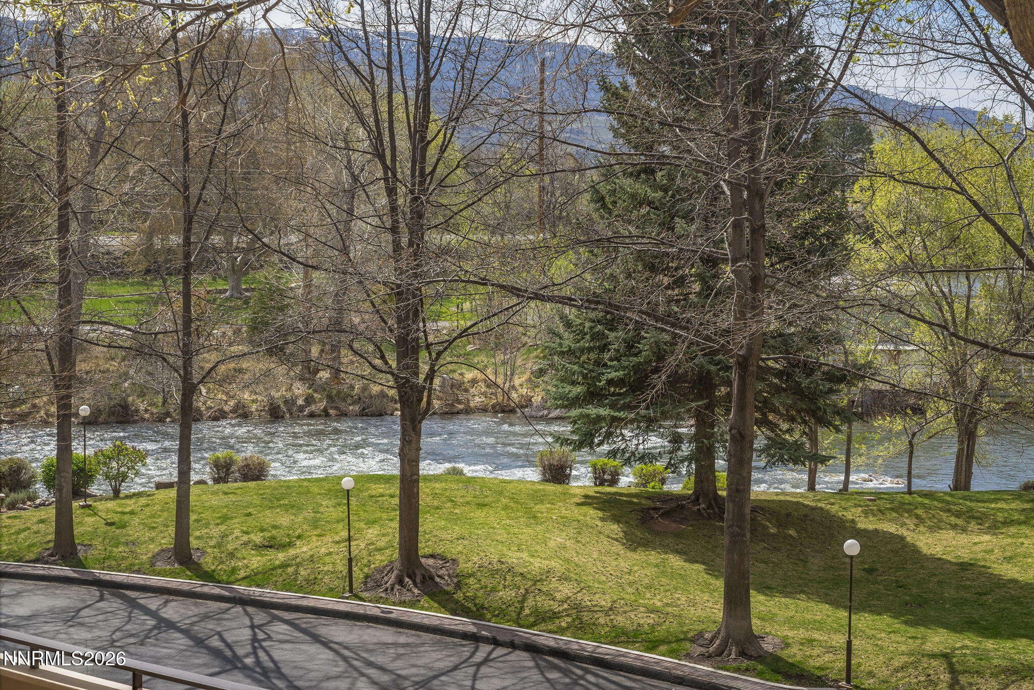 1200 Riverside Drive, Unit 1227 Reno, NV 89503 - Photo 9 of 35 10-web-or-mls-_DSC9509