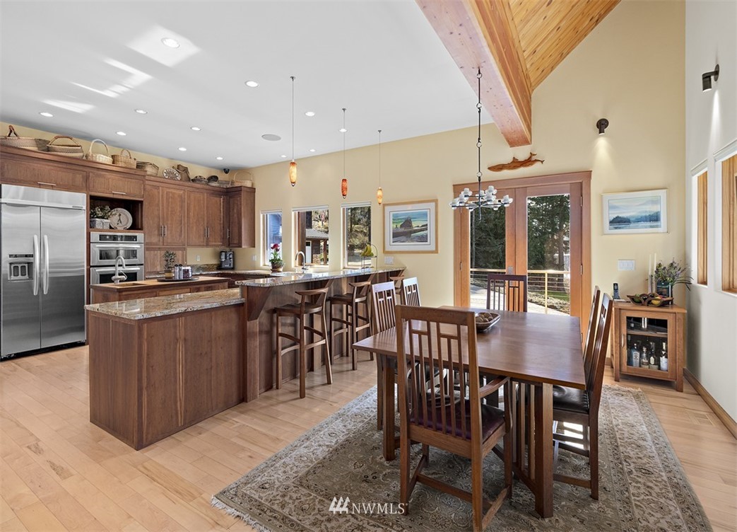 4731 Weber Road Snohomish, WA 98290 - Photo 19 of 40 a view of a dining room with furniture