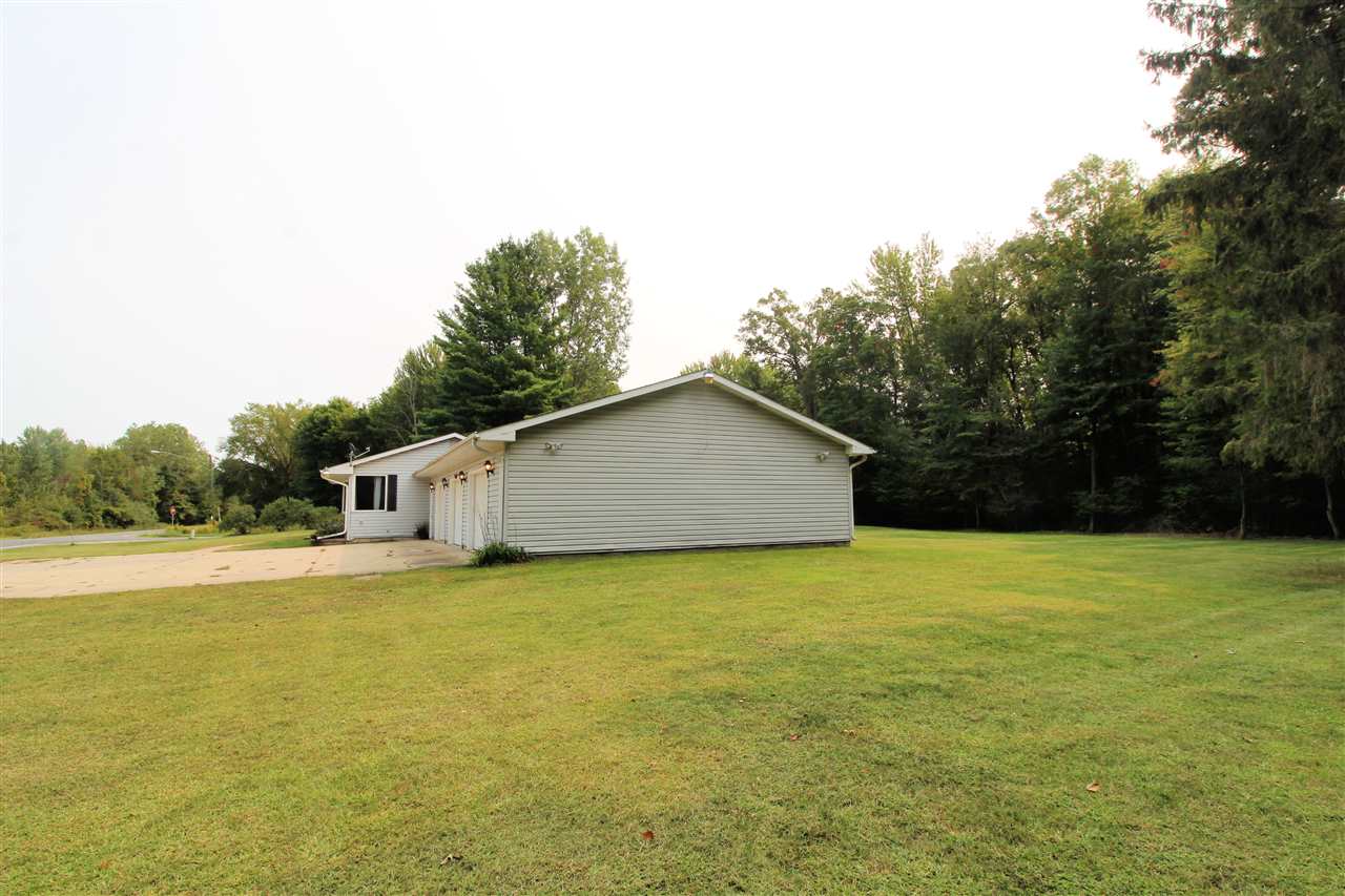 7960 Busch Road Birch Run, MI 48415 - Photo 18 of 24 50023834-17.JPG