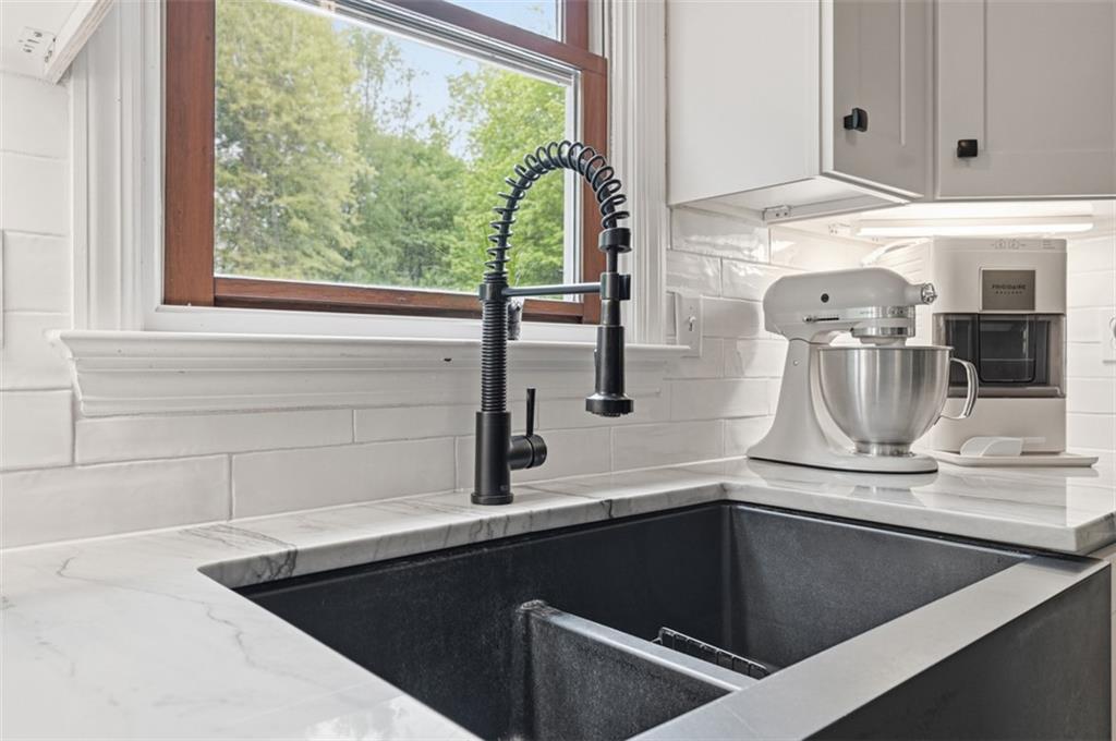 167 Wellington Road Aliquippa, PA 15001 - Photo 20 of 49 Gallery Image 20