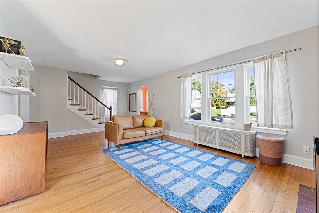 98 Pinehurst Road Holyoke, MA 01040 - Photo 16 of 34 Gallery Image 16