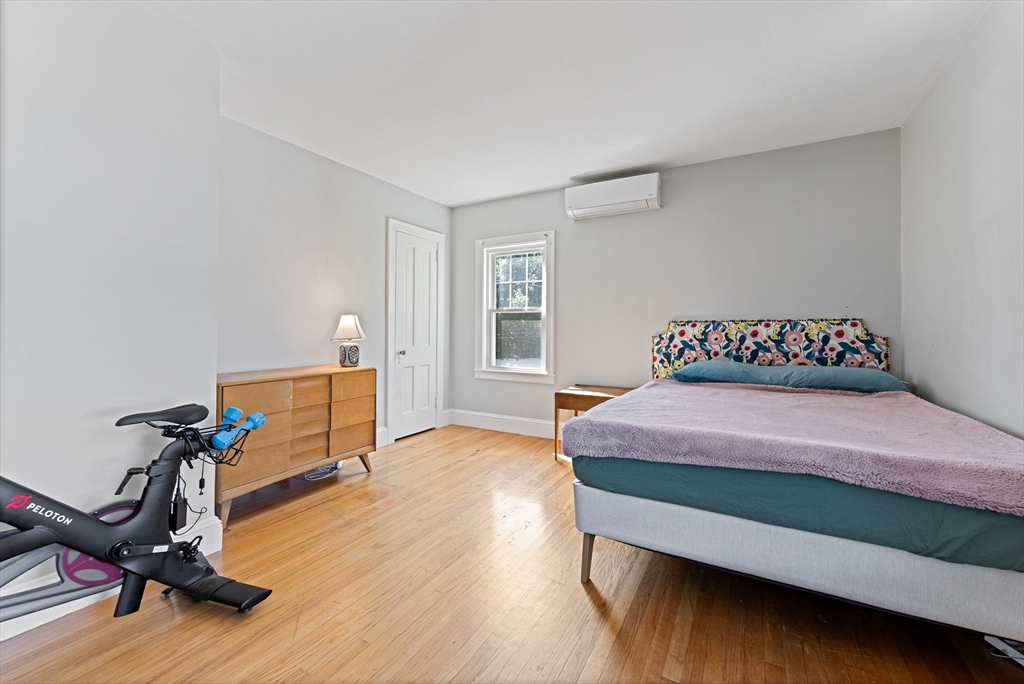 98 Pinehurst Road Holyoke, MA 01040 - Photo 20 of 34 Gallery Image 20