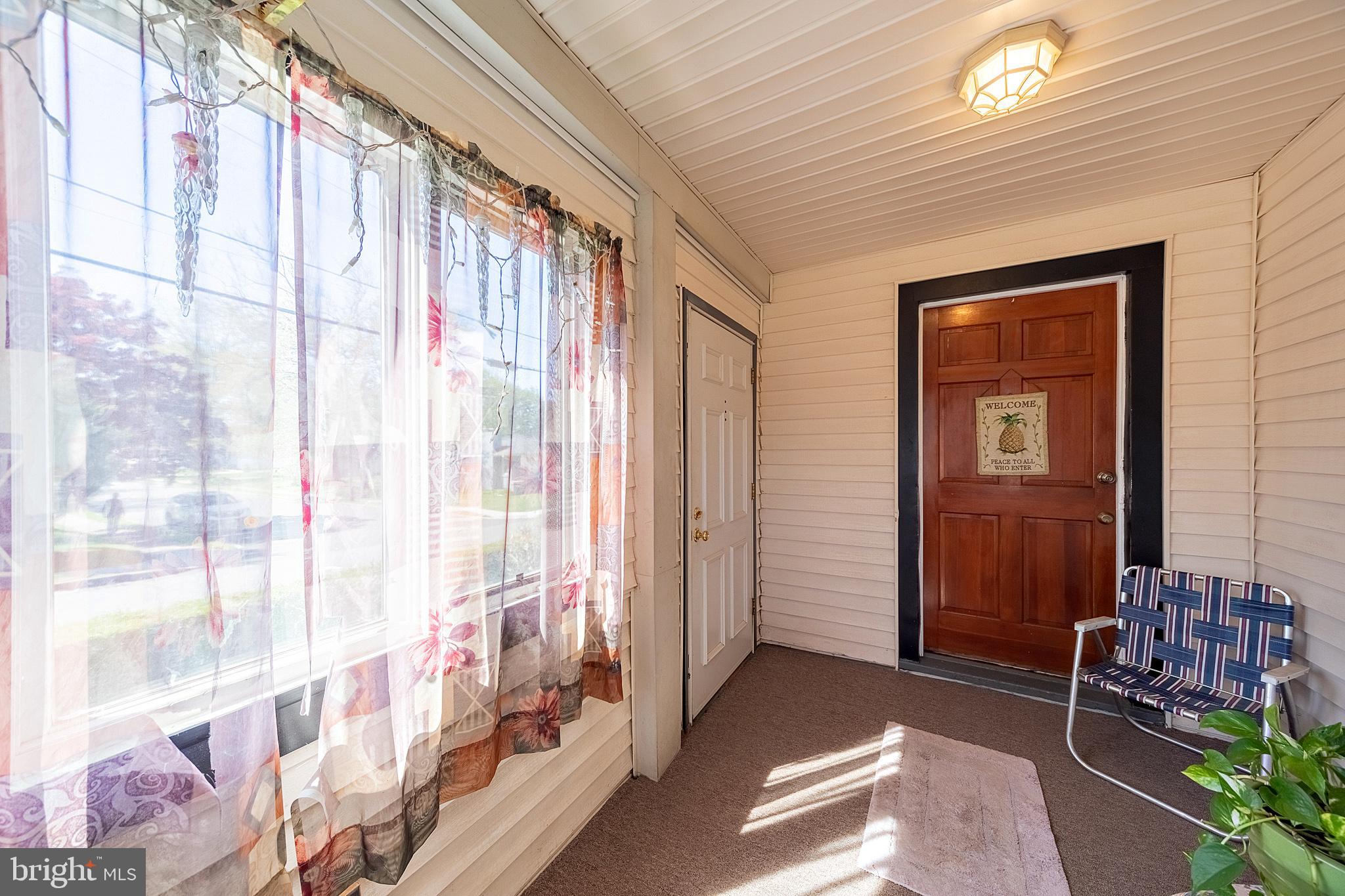 30 Crescent Avenue Ewing, NJ 08638 - Photo 3 of 27 Enclosed Porch