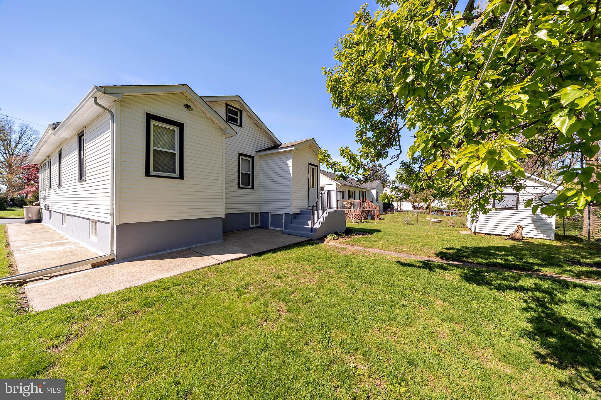 30 Crescent Avenue Ewing, NJ 08638 - Photo 27 of 27 Shed on right