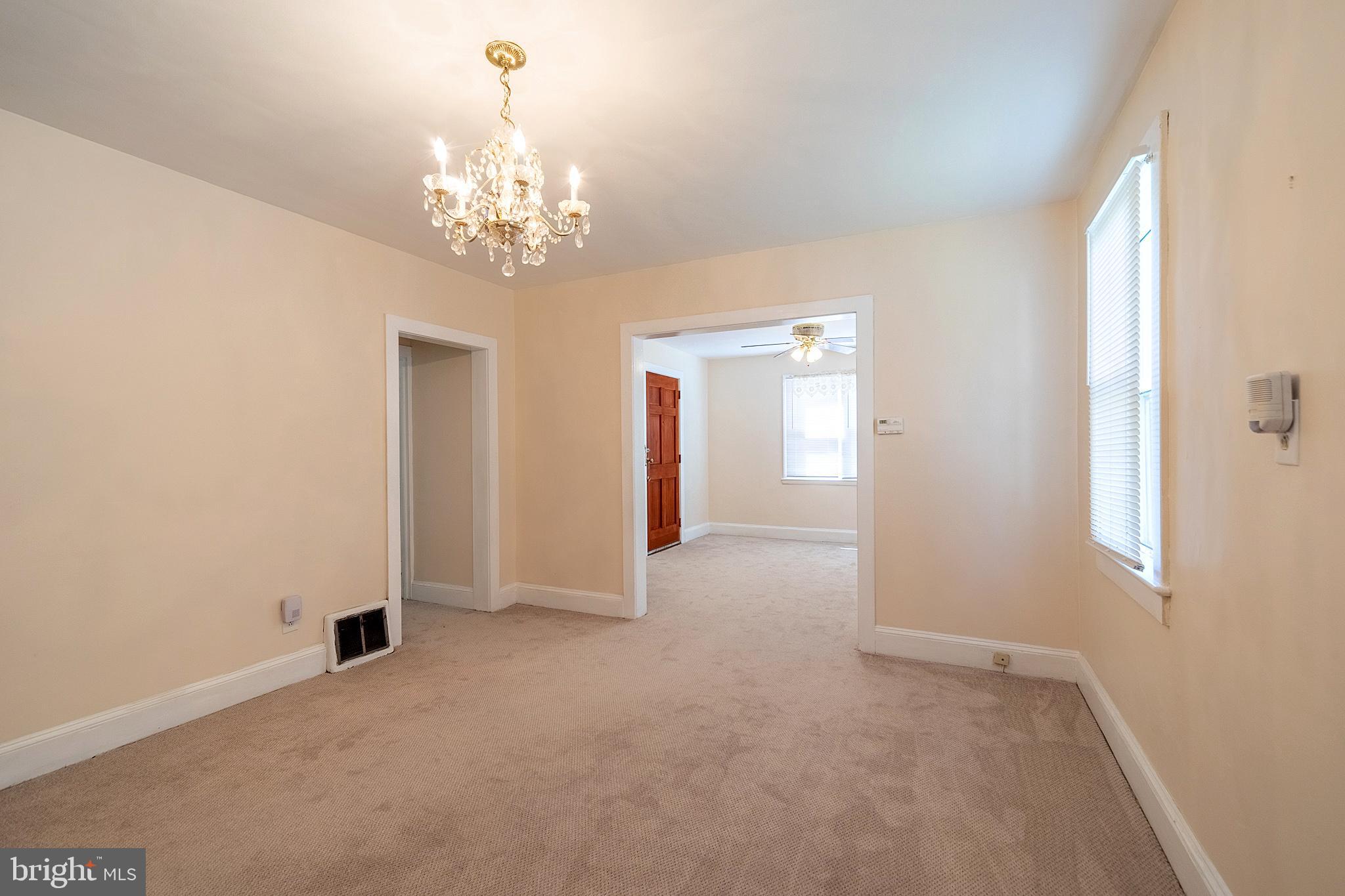 30 Crescent Avenue Ewing, NJ 08638 - Photo 9 of 27 Dining Room