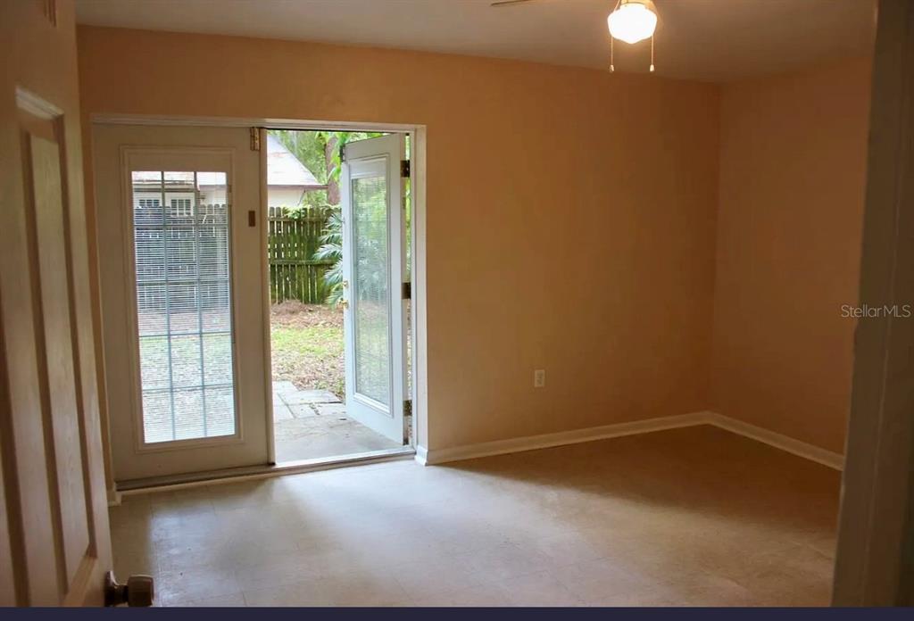 7011 Southwest 17th Place Gainesville, FL 32607 - Photo 12 of 14