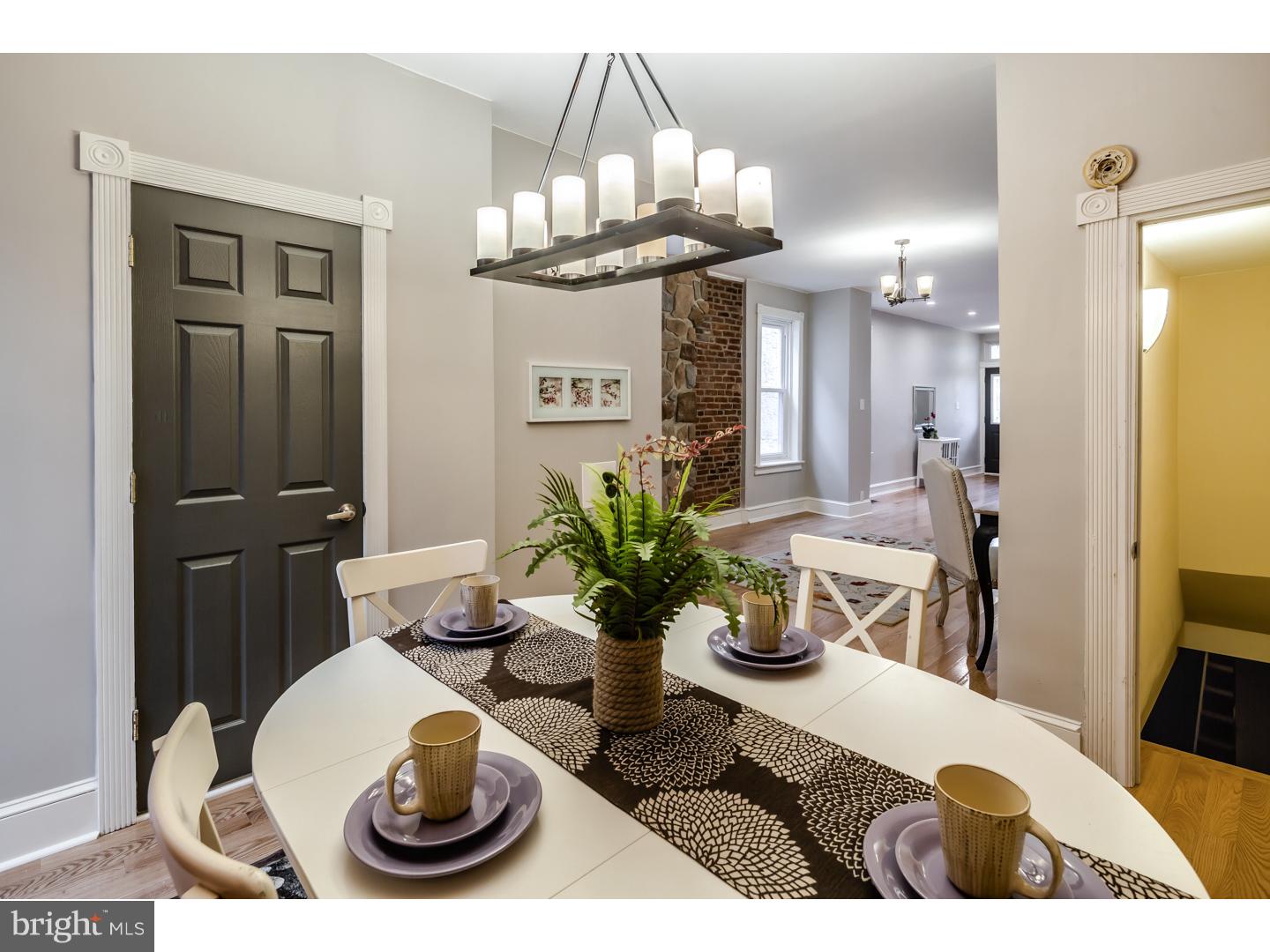 425 Roxborough Avenue Philadelphia, PA 19128 - Photo 12 of 25 Dining Room