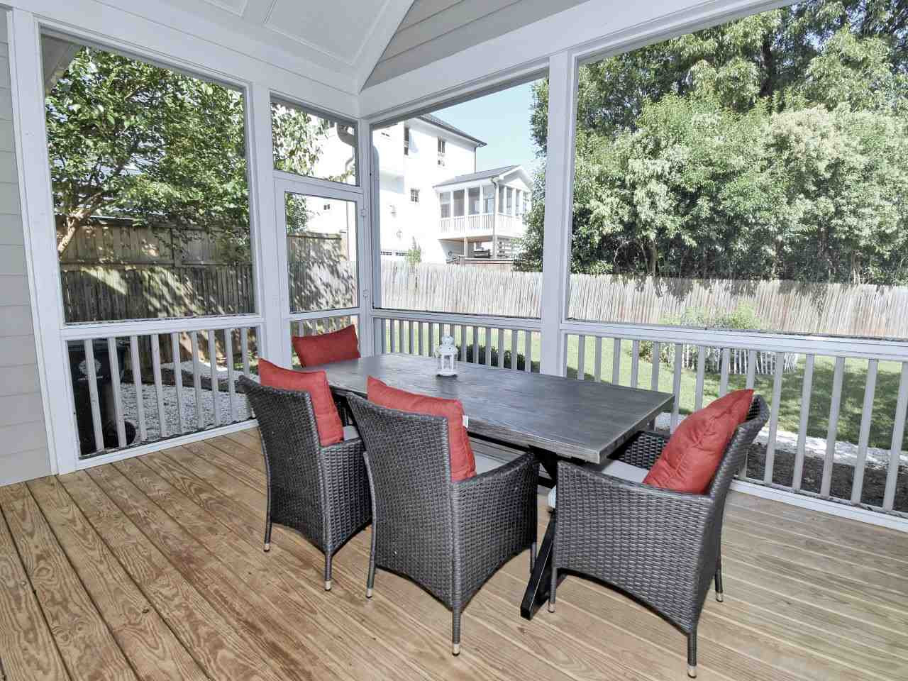505 Mills Street Raleigh, NC 27608 - Photo 26 of 29 Photo 26