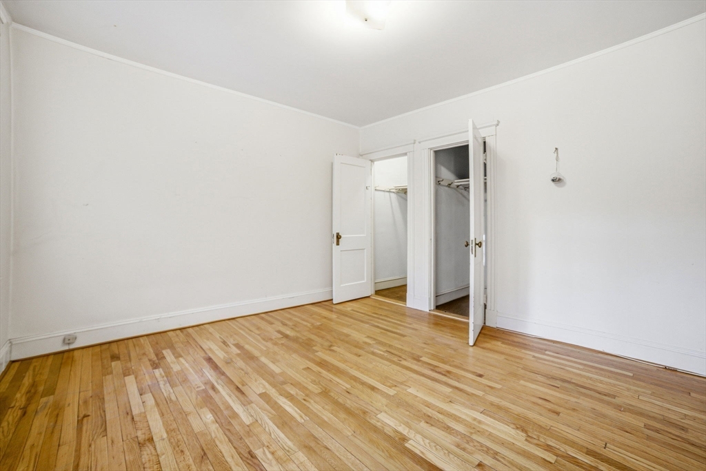 43 Linnaean Street, Unit 1 Cambridge, MA 02138 - Photo 19 of 24