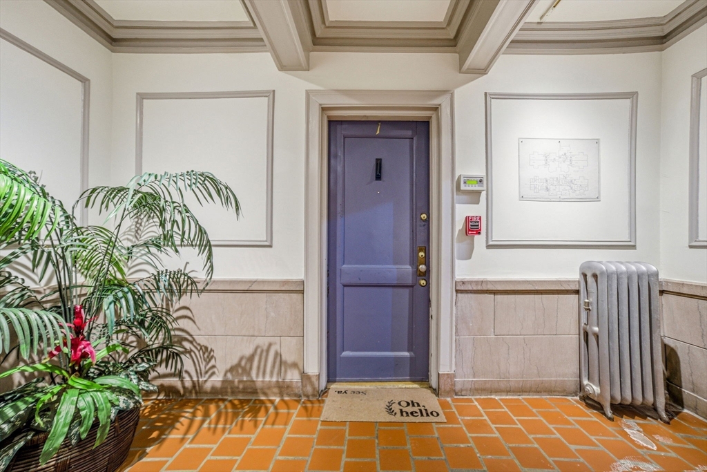 43 Linnaean Street, Unit 1 Cambridge, MA 02138 - Photo 4 of 24