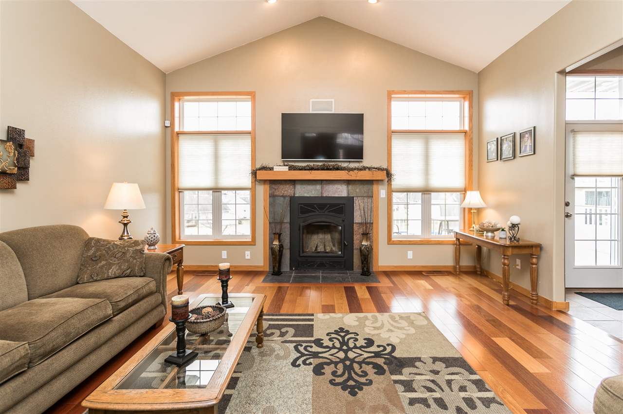 1000 Edwin Drive Marion, IA 52302 - Photo 10 of 36 Gallery Image 10