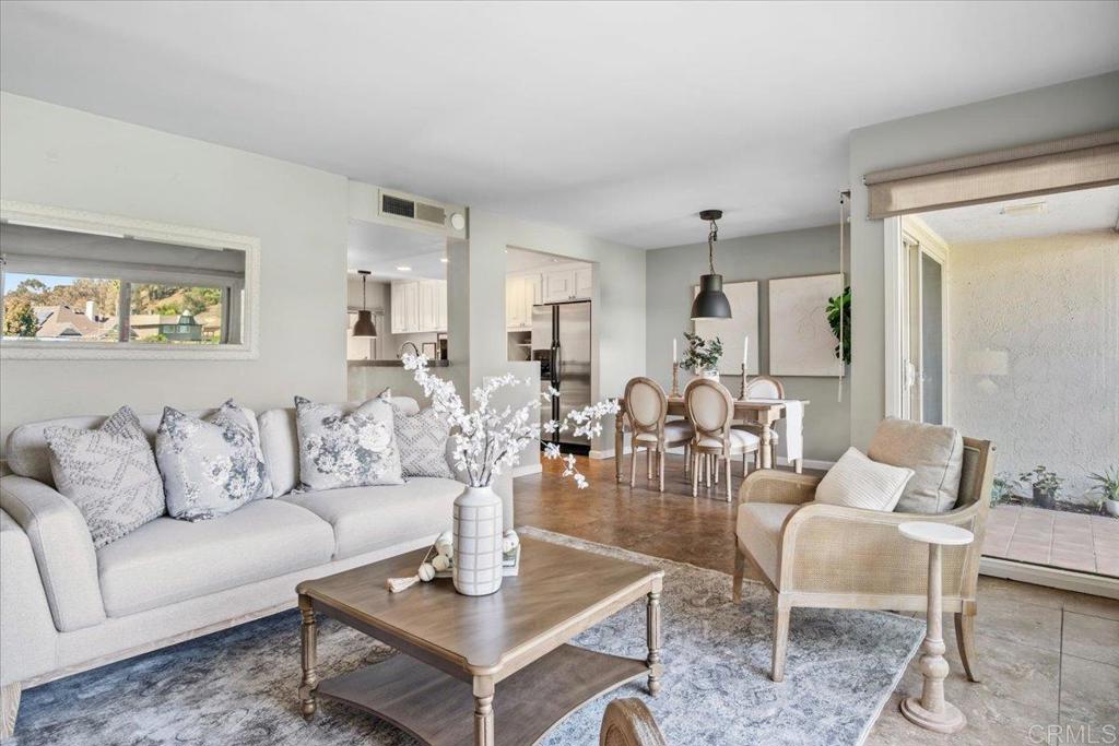 213 Via Osuna Rancho Santa Fe, CA 92091 - Photo 4 of 57