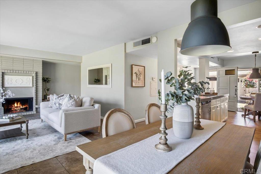 213 Via Osuna Rancho Santa Fe, CA 92091 - Photo 7 of 57