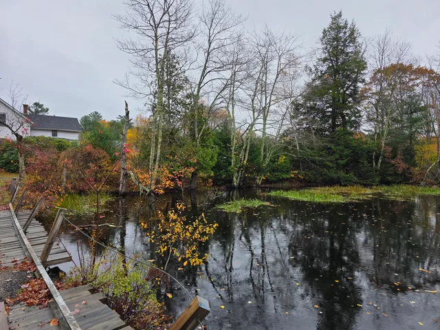 $250,000 | 73 Swan Lake Avenue, Belfast, ME 04915