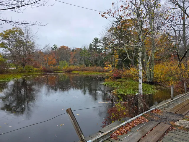 $250,000 | 73 Swan Lake Avenue, Belfast, ME 04915