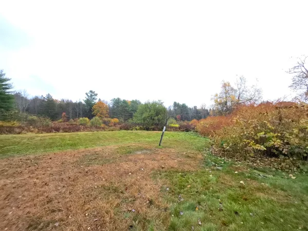 $250,000 | 73 Swan Lake Avenue, Belfast, ME 04915
