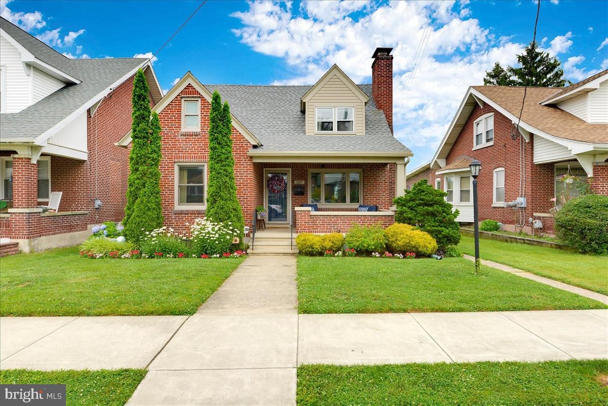1237 Fern Avenue Reading, PA 19607 - Photo 1 of 25 Gallery Image 1