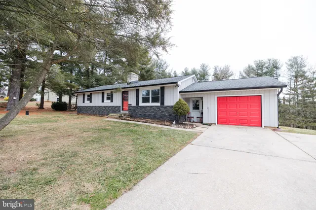 $420,000 | 1711 Kempfield Drive, Hampstead, MD 21074