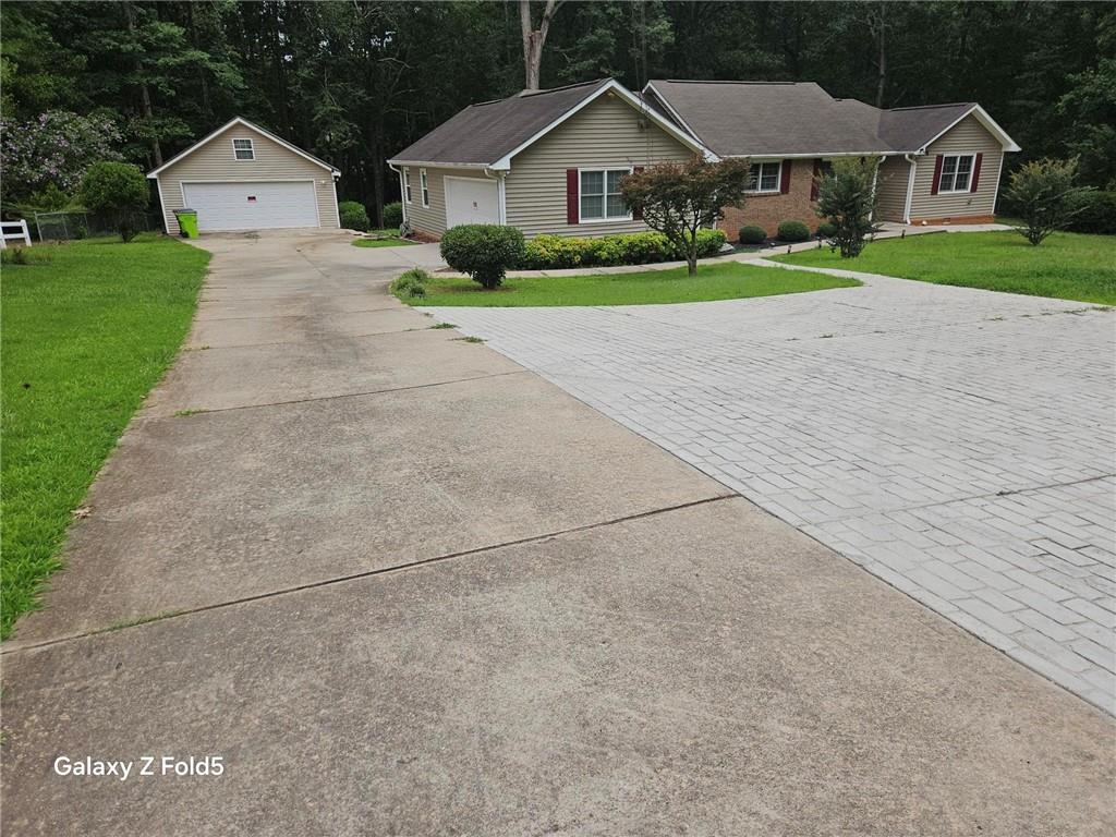 49 Cook Lane Stockbridge, GA 30281 - Photo 2 of 10
