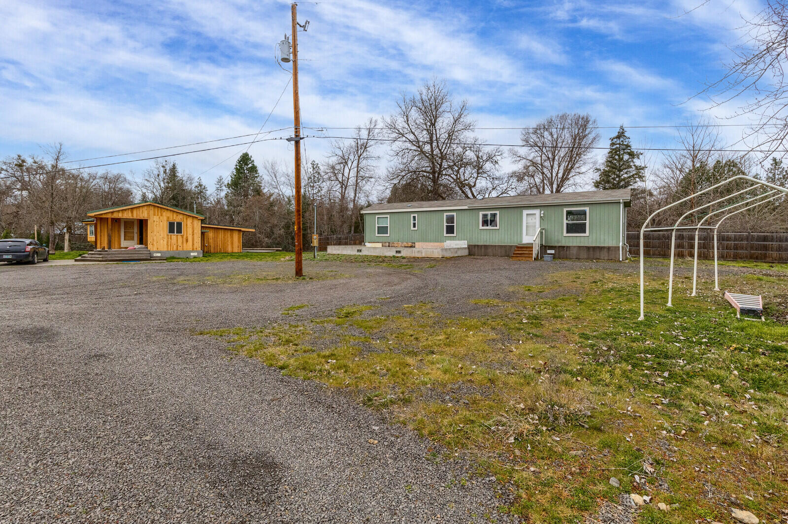 901 Riley Road Eagle Point, OR 97524 - Photo 4 of 46 901 Riley Road