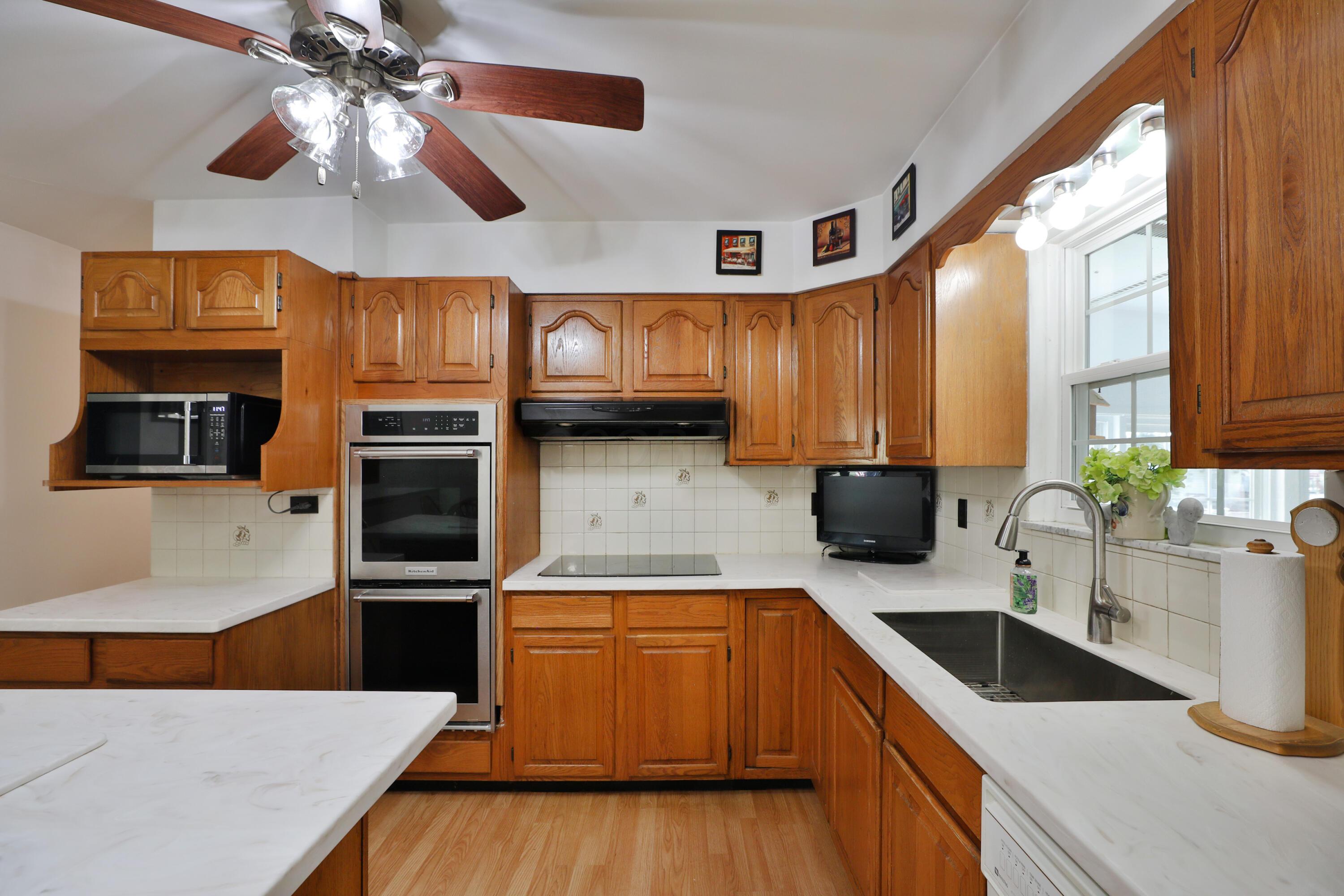 5253 Sims Road Groveport, OH 43125 - Photo 16 of 57 5253-Sims-18