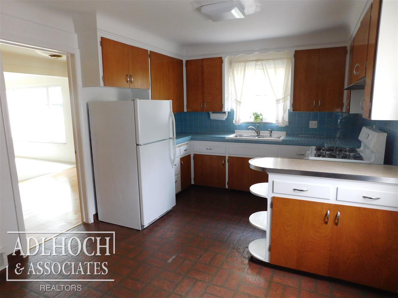 1100 Whittier Road Grosse Pointe Park, MI 48230 - Photo 4 of 20