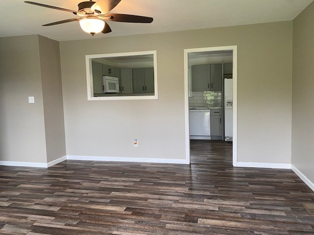 2801 Midfield Circle Southeast Cleveland, TN 37323 - Photo 3 of 23