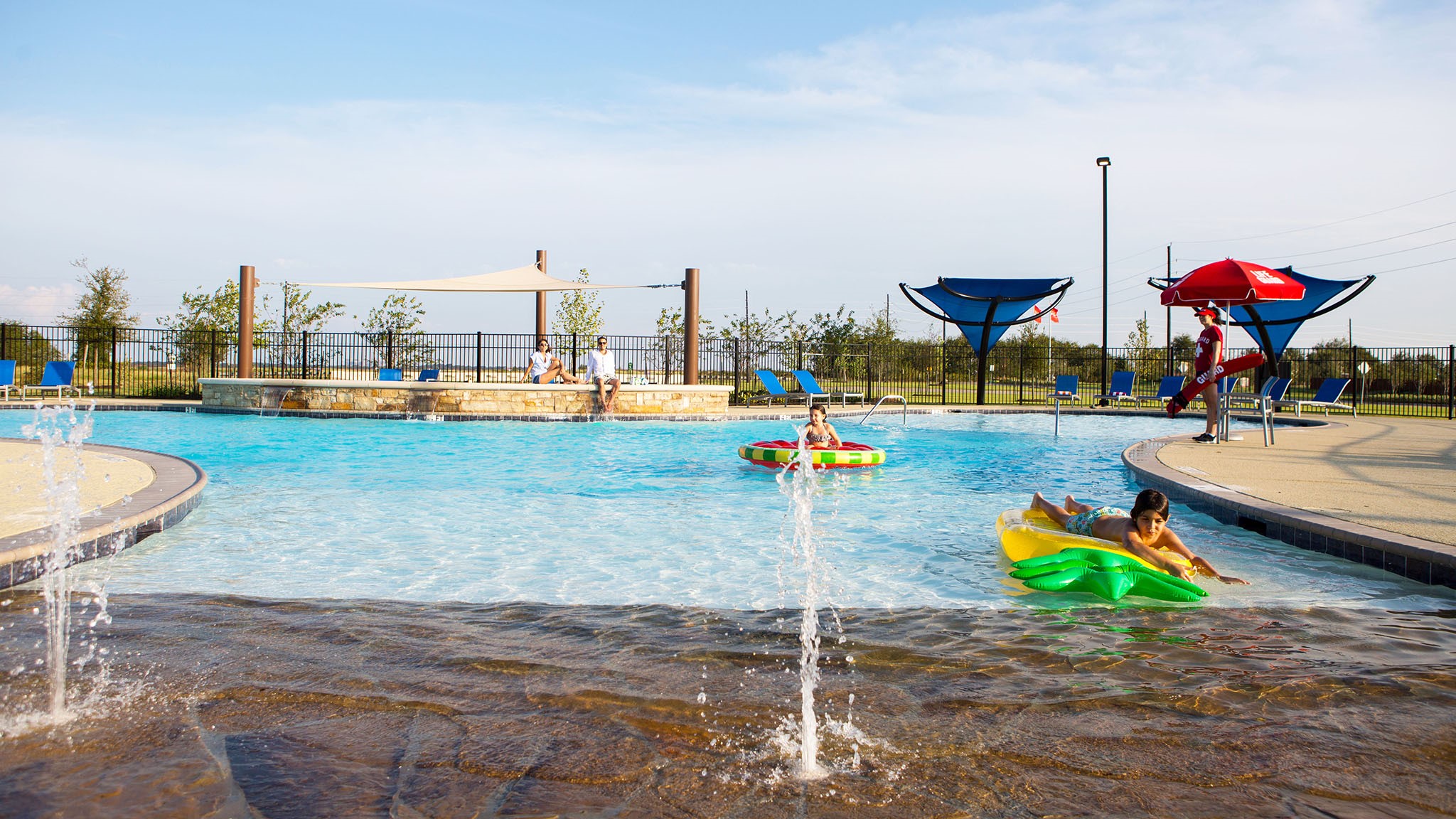 5627 Violet Rdg Drive Richmond, TX 77469 - Photo 6 of 8 a view of a house with outdoor space