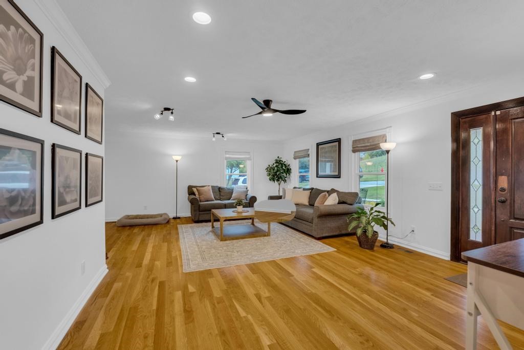 2193 Tollisontown Road Sparta, TN 38583 - Photo 11 of 79