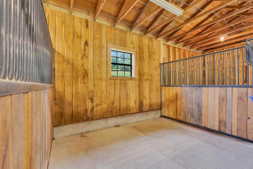 2193 Tollisontown Road Sparta, TN 38583 - Photo 44 of 79