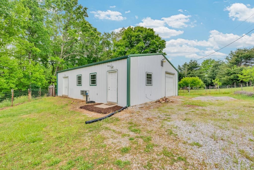 2193 Tollisontown Road Sparta, TN 38583 - Photo 53 of 79
