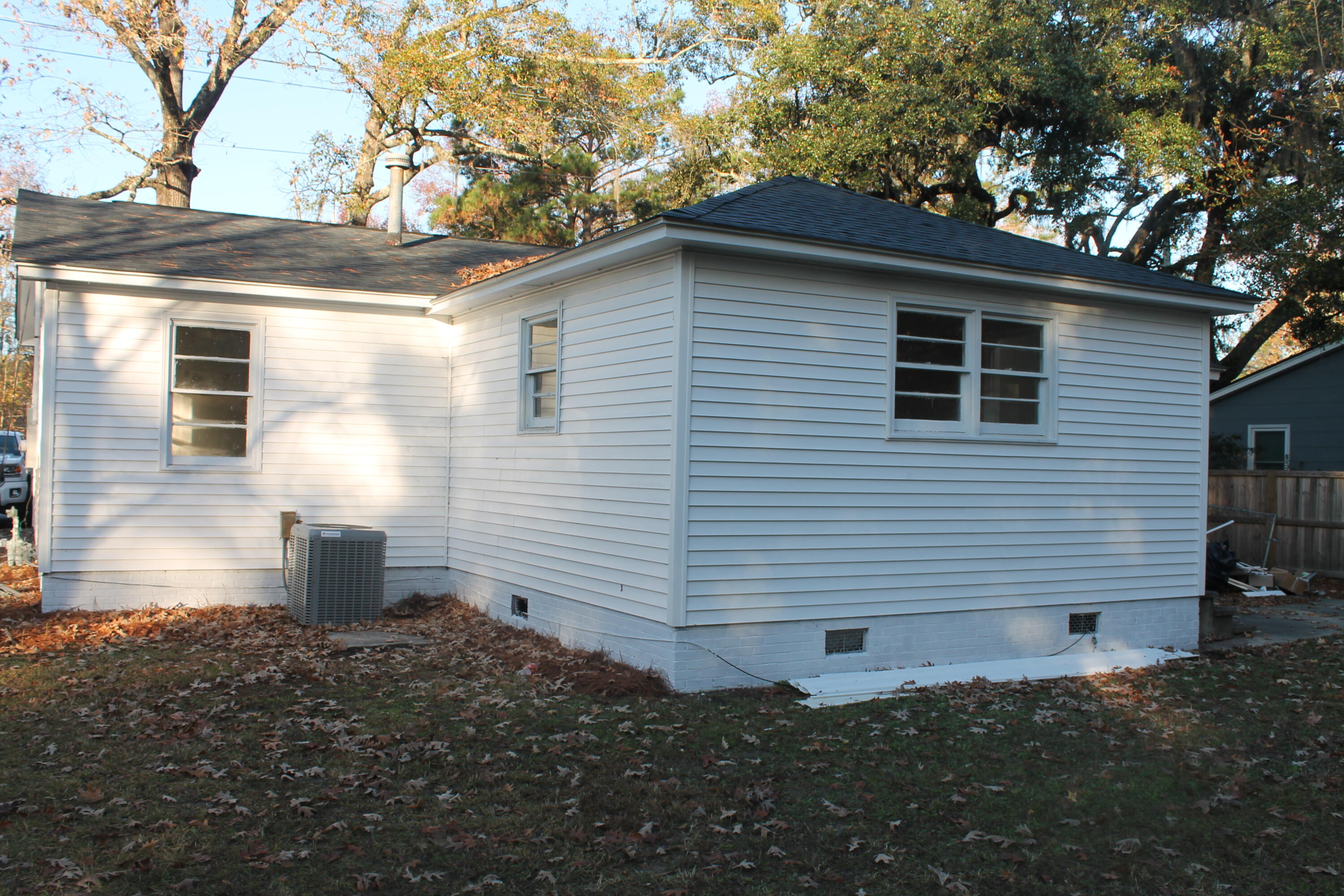 822 Savage Road Charleston, SC 29414 - Photo 11 of 28 IMG_8289