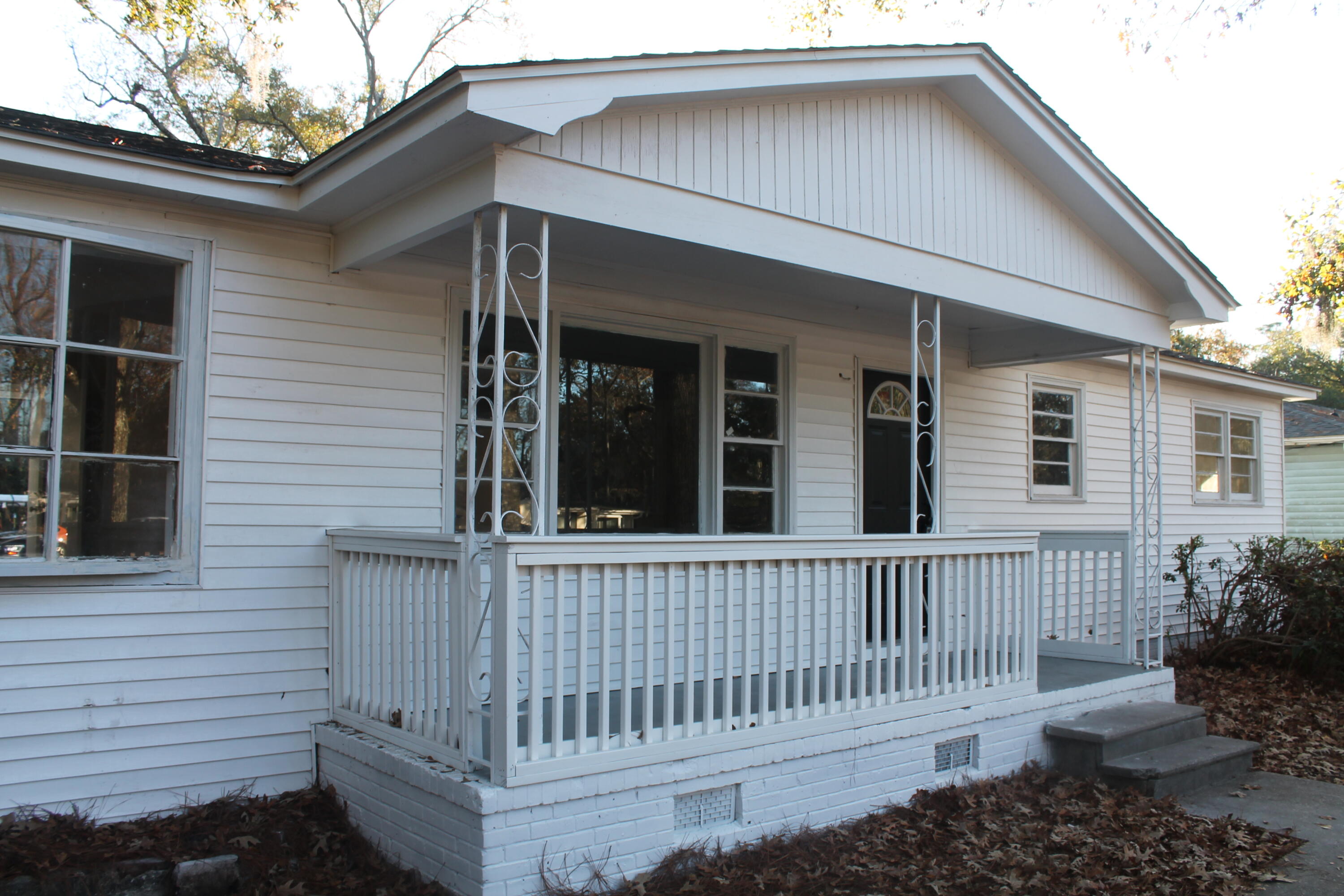 822 Savage Road Charleston, SC 29414 - Photo 4 of 28 IMG_8304