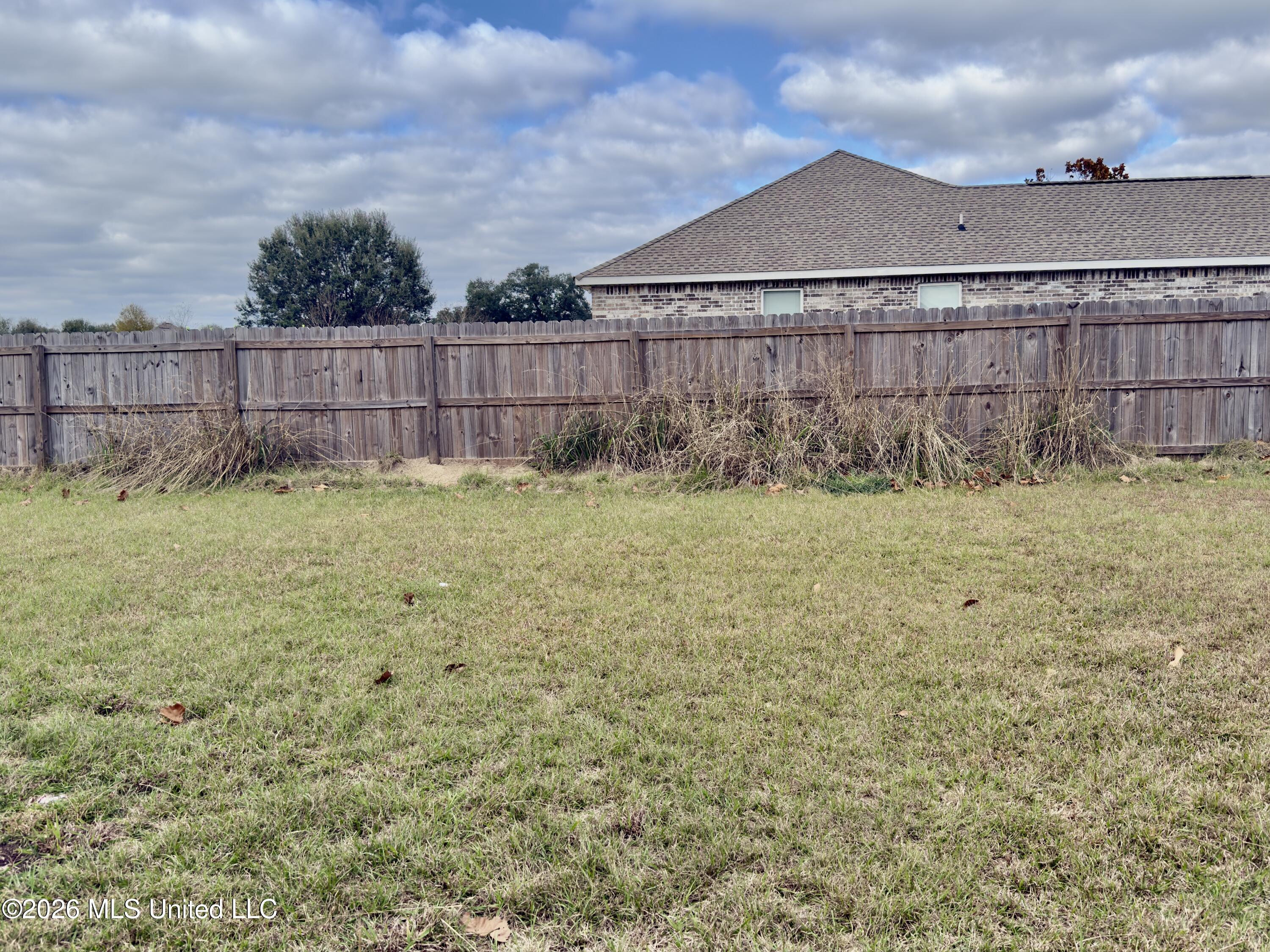 17 Pointer Trail Picayune, MS 39466 - Photo 12 of 28 North side