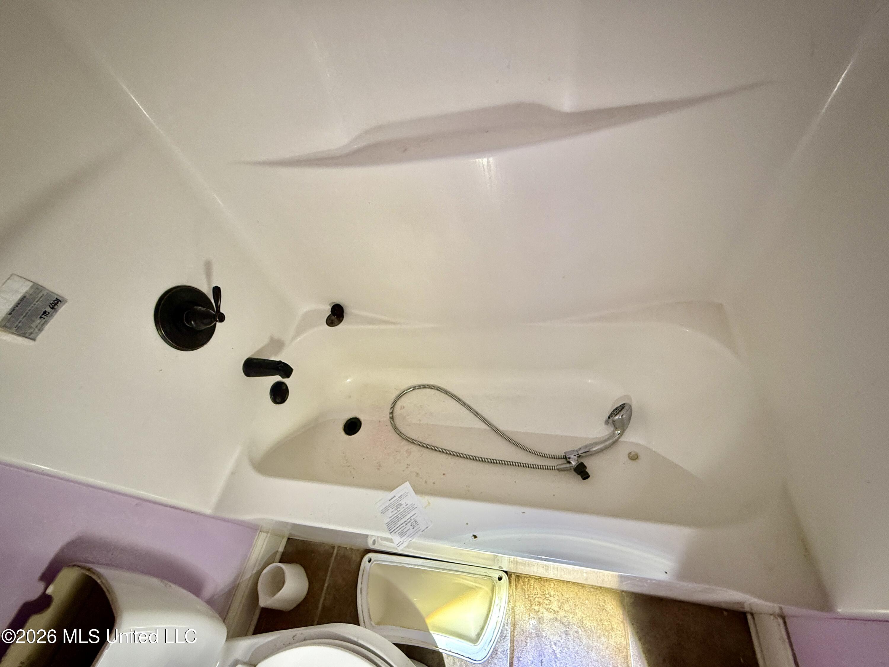 17 Pointer Trail Picayune, MS 39466 - Photo 26 of 28 Main Bath