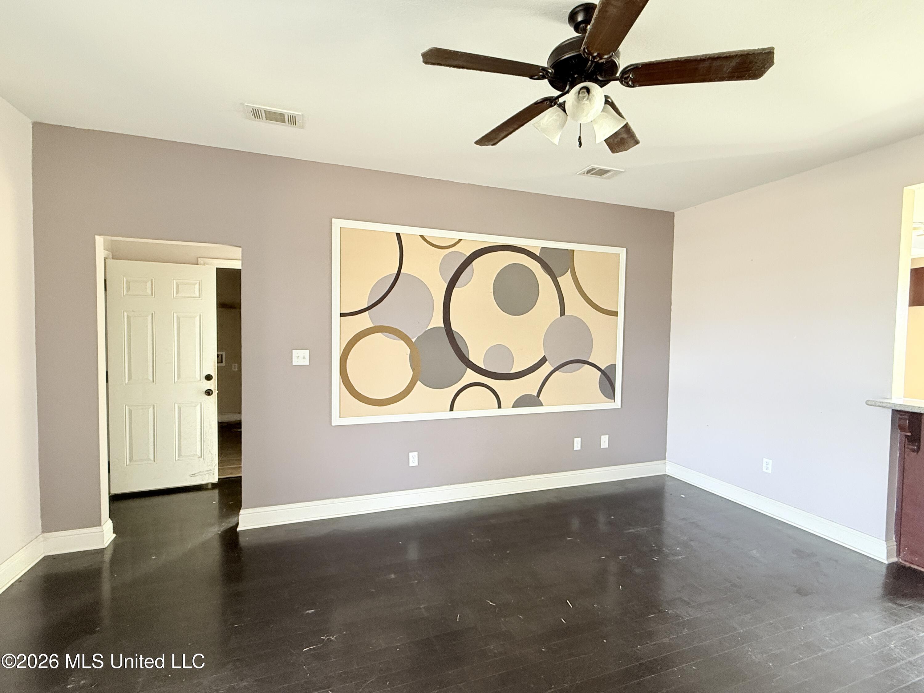 17 Pointer Trail Picayune, MS 39466 - Photo 4 of 28 Great Room