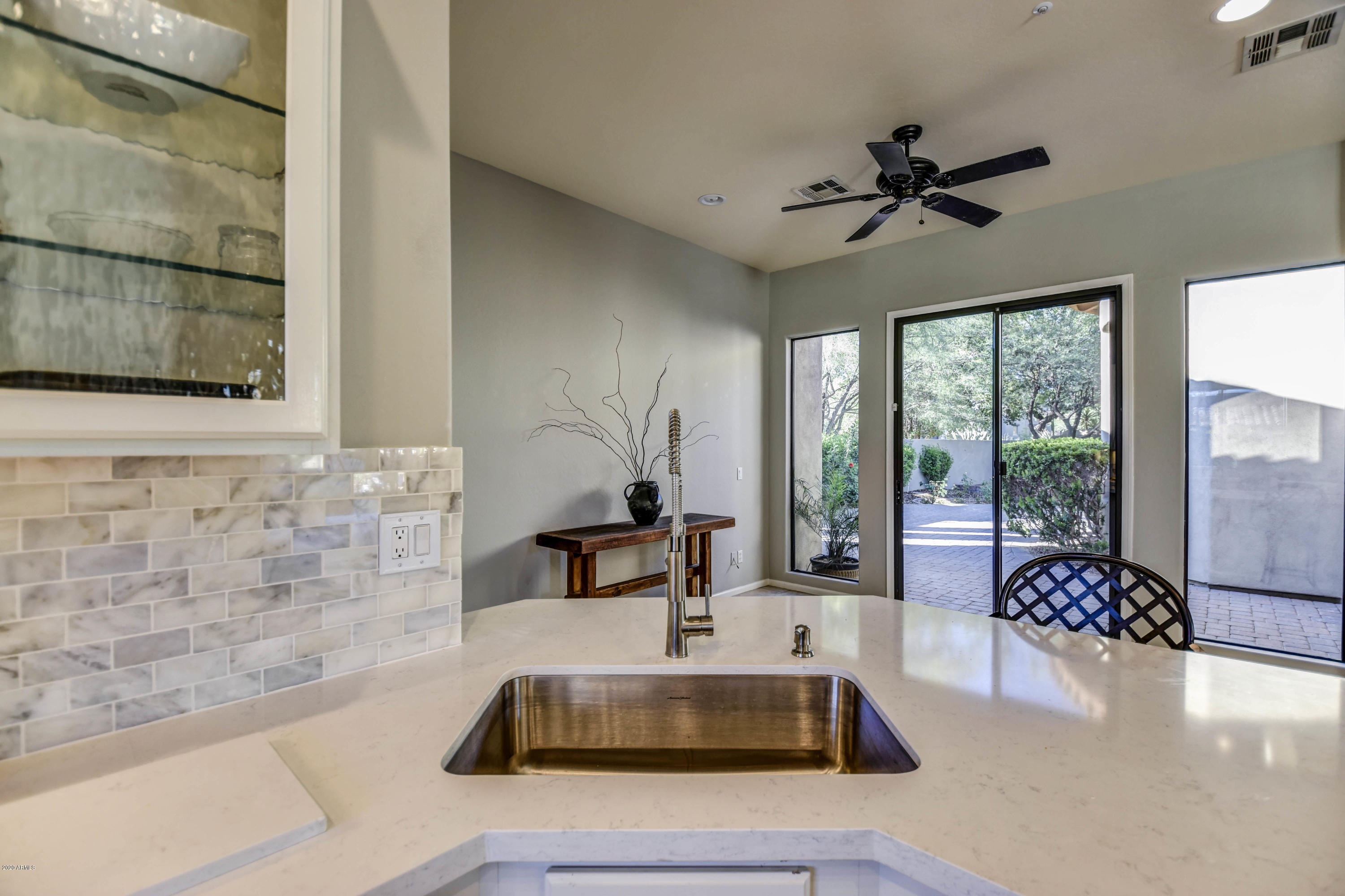 8125 East Wing Shadow Road Scottsdale, AZ 85255 - Photo 19 of 44 Kitchen