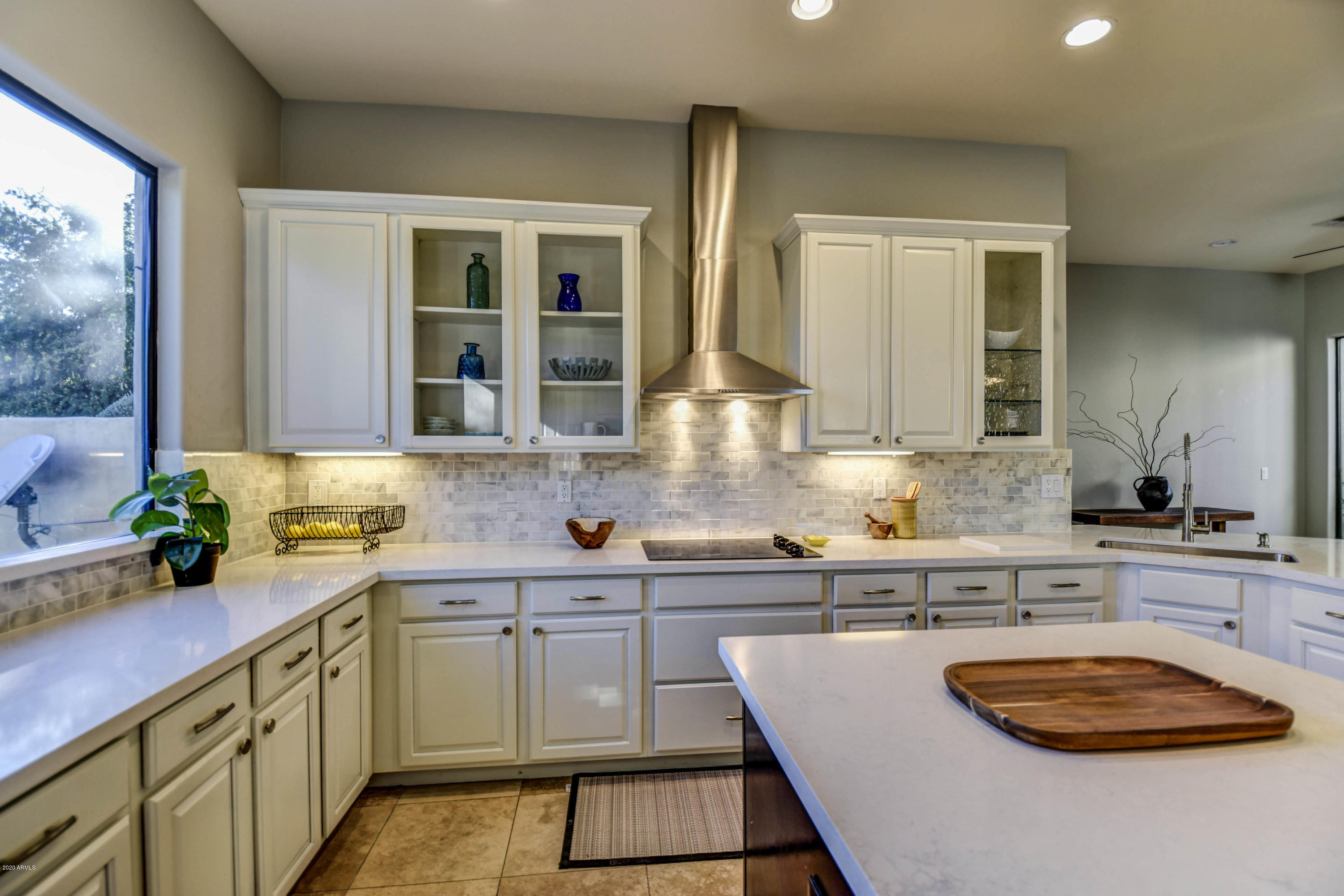 8125 East Wing Shadow Road Scottsdale, AZ 85255 - Photo 20 of 44 Kitchen