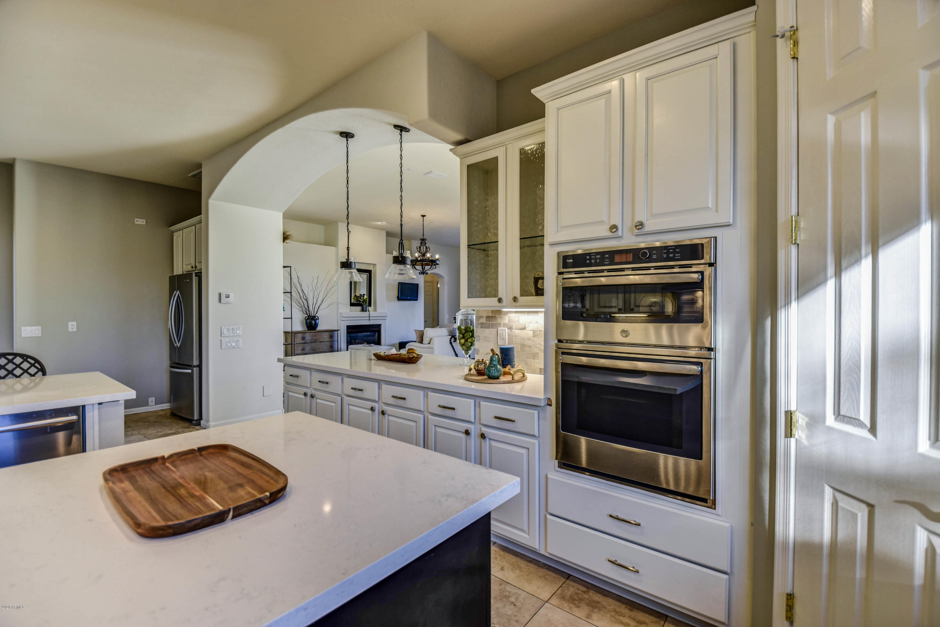 8125 East Wing Shadow Road Scottsdale, AZ 85255 - Photo 21 of 44 Kitchen