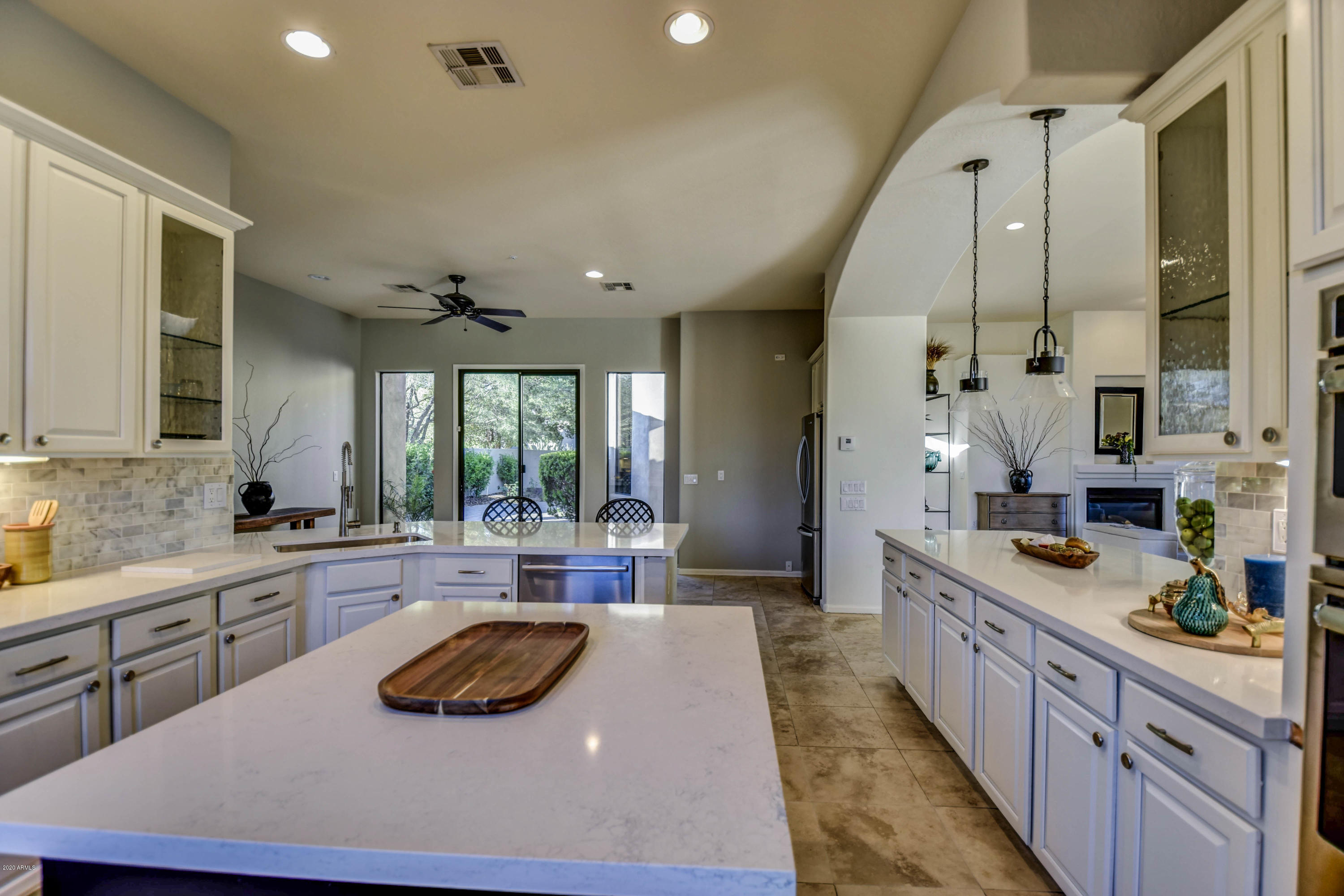 8125 East Wing Shadow Road Scottsdale, AZ 85255 - Photo 22 of 44 Kitchen