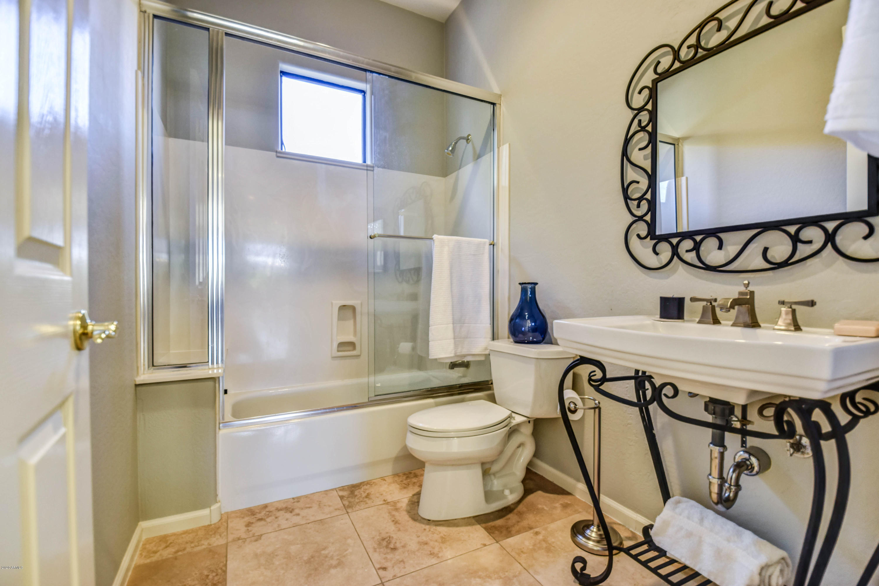 8125 East Wing Shadow Road Scottsdale, AZ 85255 - Photo 30 of 44 3rd Bath (near bedroom 4)