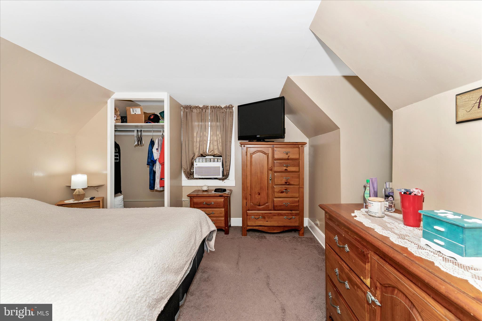 1052 Fairview Road Hagerstown, MD 21742 - Photo 24 of 48 Bedroom 2