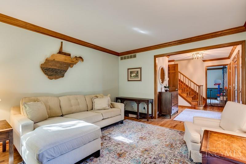 9207 Old Coach Road Cincinnati, OH 45249 - Photo 8 of 41