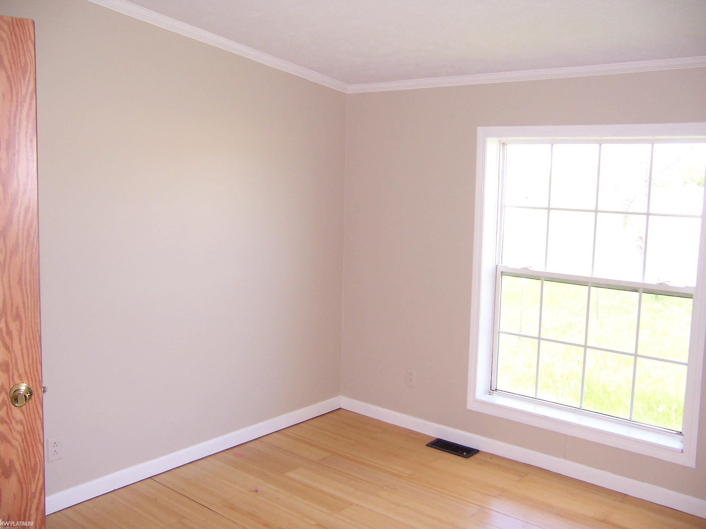 10222 Metcalf Road Avoca, MI 48006 - Photo 14 of 22
