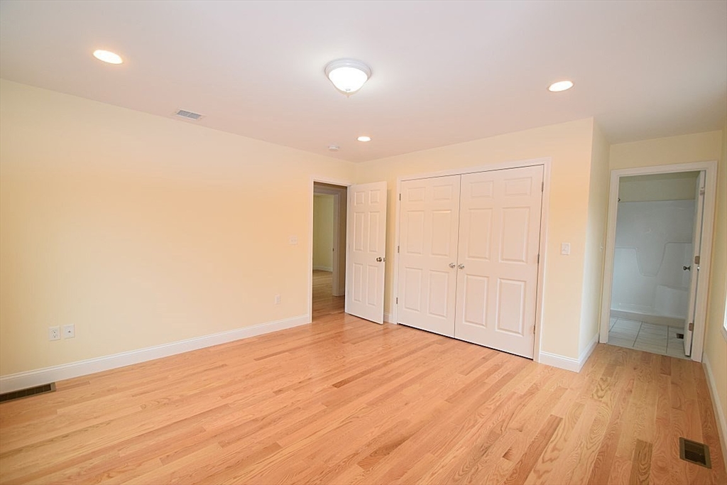 20 Irving Road Randolph, MA 02368 - Photo 11 of 31 Gallery Image 11