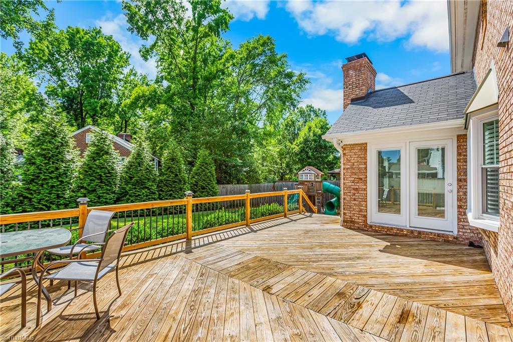 1509 Heathcliff Road High Point, NC 27262 - Photo 35 of 46