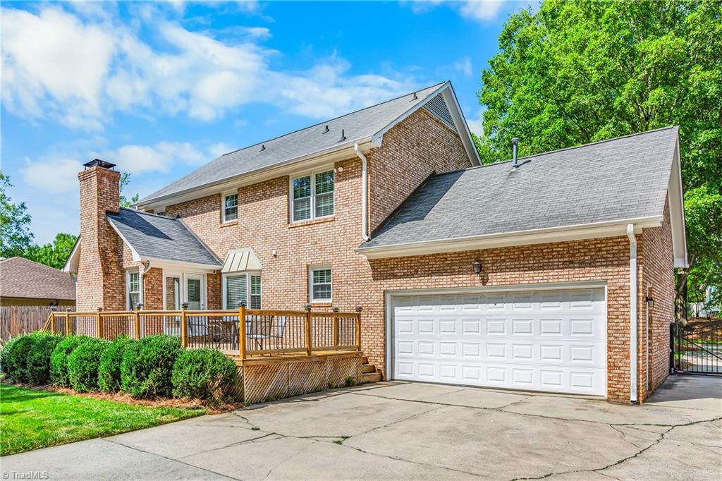 1509 Heathcliff Road High Point, NC 27262 - Photo 37 of 46