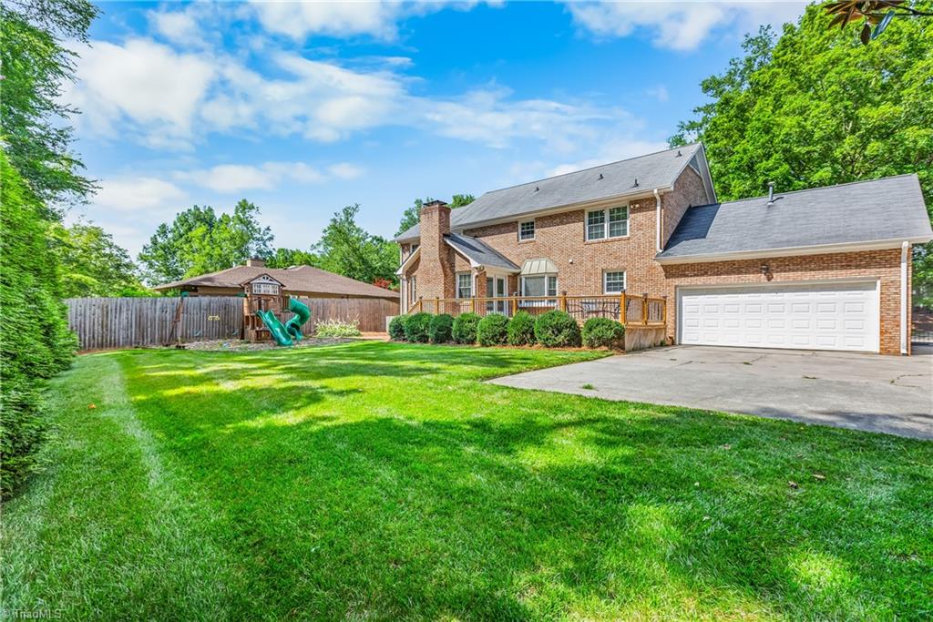 1509 Heathcliff Road High Point, NC 27262 - Photo 43 of 46