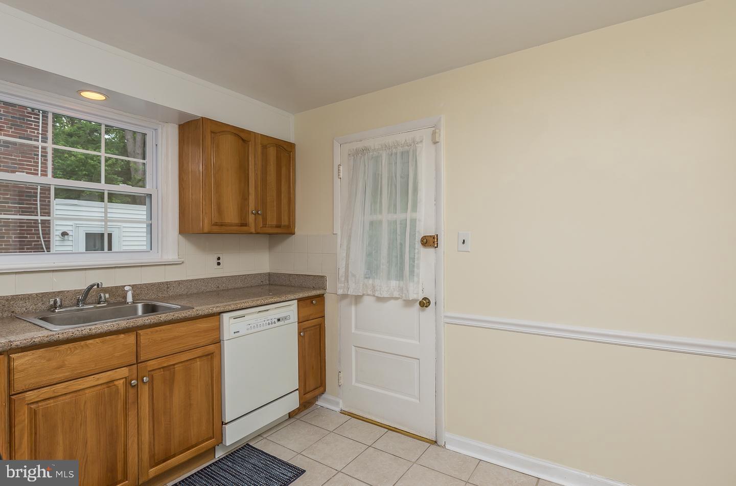 1511 Manoa Road Wynnewood, PA 19096 - Photo 12 of 29
