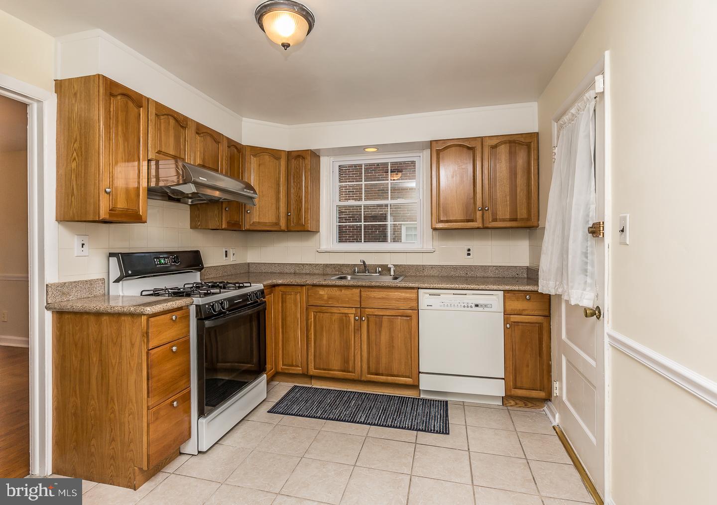 1511 Manoa Road Wynnewood, PA 19096 - Photo 10 of 29